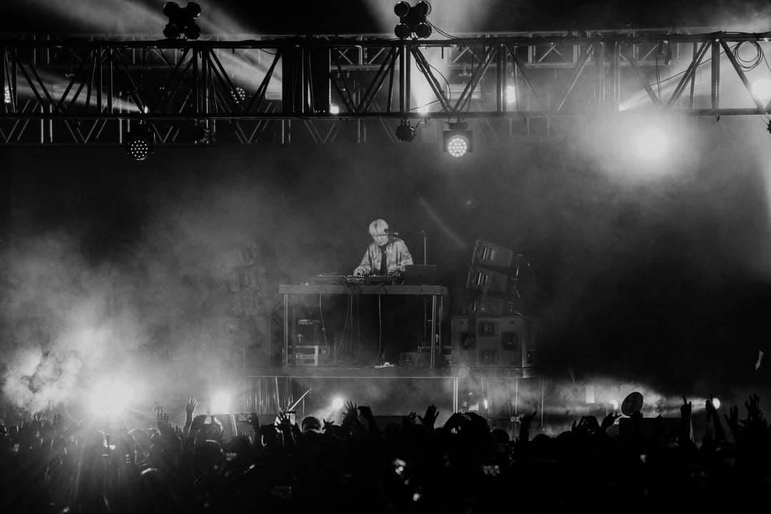 Creepy Nuts prende CDMX al ritmo de “Otonoke” y “Bling-Bang-Bang-Born”